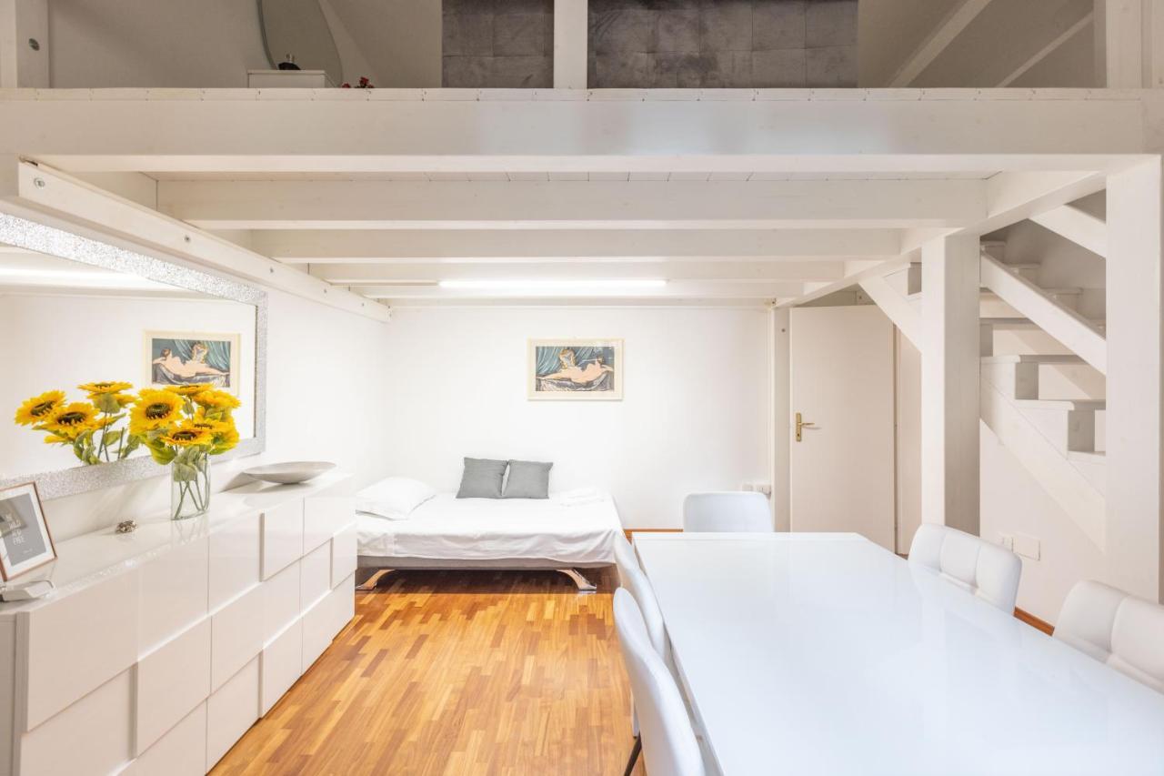 Ubaldini House, Bologna By Short Holidays Экстерьер фото